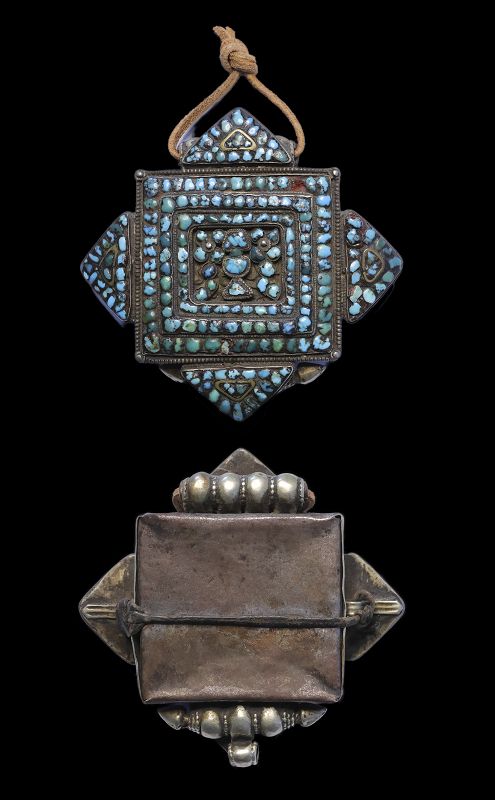 Antique Tibetan Gau prayer Box with gemstones, 19th. cent