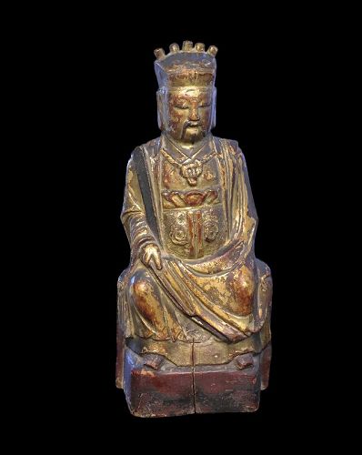 Finely carved Qing Dynasty wooden chinese Taoist deity, 18th. century