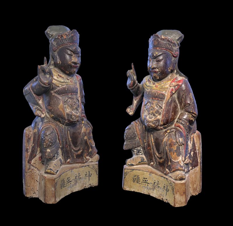 Ming Dynasty wooden chinese figure of Zhenwu, c. 17th. century