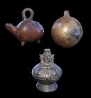 Lot of three nice Pre-Columbian pottery vessels, 200-1200. AD