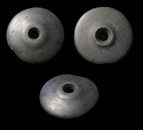 Exceptional hardstone disc-shaped mace head, Neolithic 3rd. mill. BC