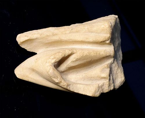 Sculptural fragment of Marble, Roman Imperial, 1st.-4th. cent. AD