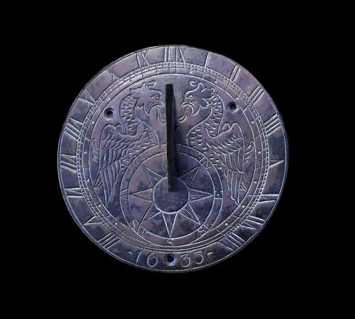 High quality bronze English Horizontal Sun dial, 19th. century