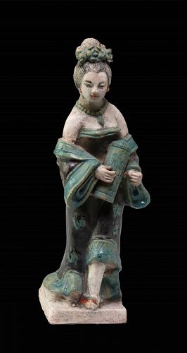 Beautiful Chinese Ming Dynasty pottery figure of a Female Attendant