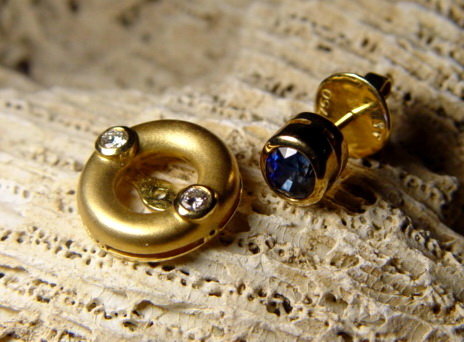 18K. Gold Earrings with Ceylon Blue Sapphires-Diamonds