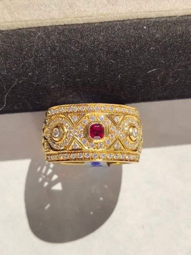 Ruby & Diamond 18K. Gold Filigree Ring