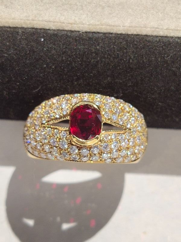 Solid 18K. Gold Ring with Genuine Ruby &amp; Pave Diamonds
