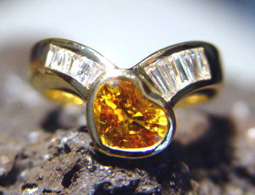 Solid 18K Gold Ring with Heart Yellow Sapphire-Diamonds