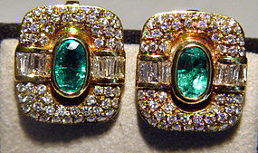 Elegant 18K. Gold Earrings with Emeralds & Diamonds