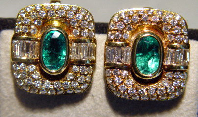Elegant 18K. Gold Earrings with Emeralds &amp; Diamonds