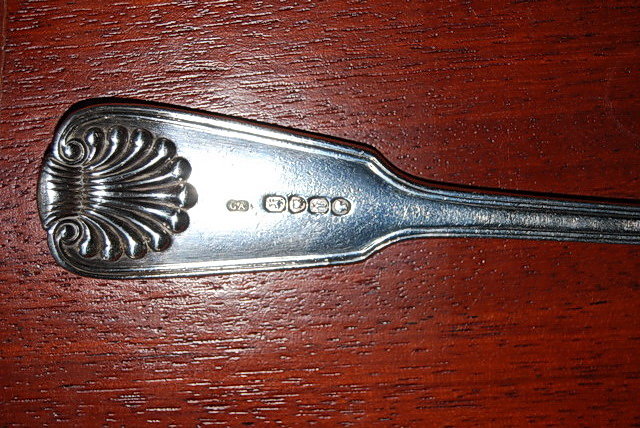 Solid LONDON Sterling Silver Soup Ladle Shell Pattern