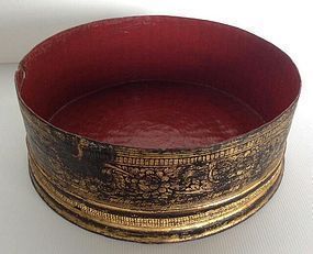 THAI BLACK & GOLD LACQUERED BAMBOO CONTAINER 18/19th Century