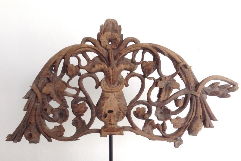 FINE NORTHERN THAI 19TH CENTURY WOODCARVING MOUNTED