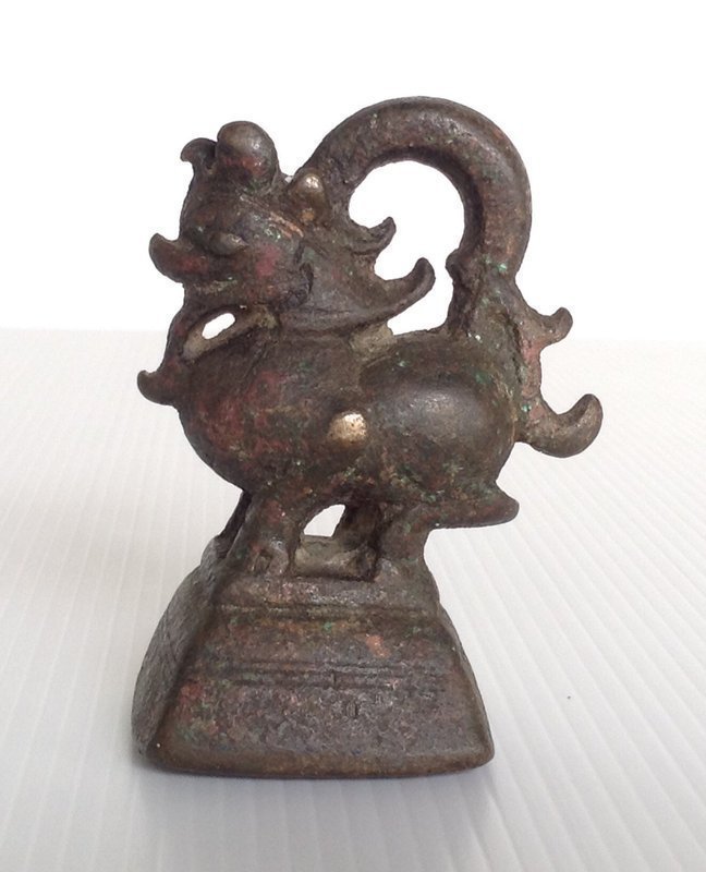 OPIUM WEIGHT OF LARGE MYTHICAL CHINTHE LION, 18TH CENTURY