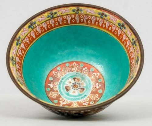 BENJARONG THAI PORCELAIN BOWL, LATE 18th/19th CENTURY