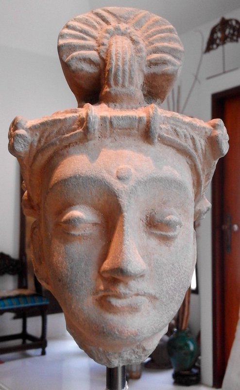 FINE GANDHARA SCHIST HEAD OF A BODHISATTVA WITH DIADEM, 2-4 AD MOUNTED