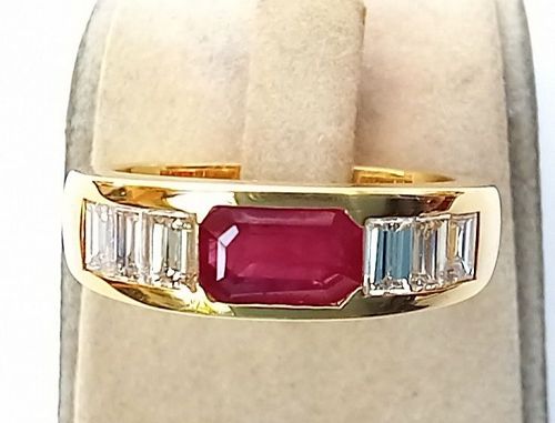 18K. Gold Ring set with an Octagon Ruby and Baguette Diamonds