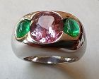 Gorgeous SILVER RING (925) set with 1 PINK TOPAZ & Cabochon Emeralds