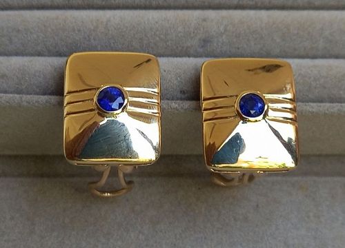 18K Gold Earrings set with GENUINE Corn Flower BLUE SAPPHIRES