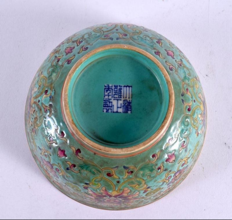 Exceptional Chinese Turquoise Famille Rose Bowl with PolychromeDécor
