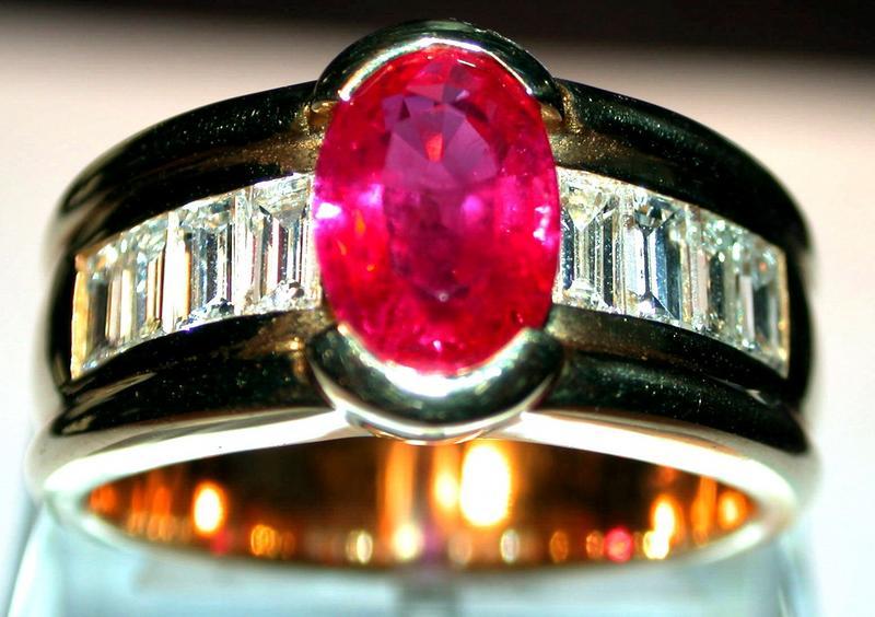Rare Genuine Burma Ruby/Diamond 18K Ring
