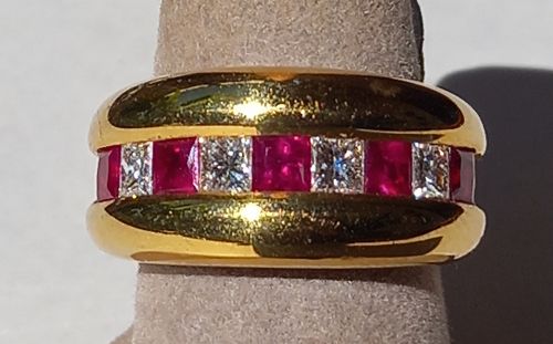 Genuine Princess-Cut Ruby and Diamond Ring 18K Gold