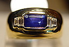 Ceylon Blue Sapphire Ring with 4 Diamonds 18K.