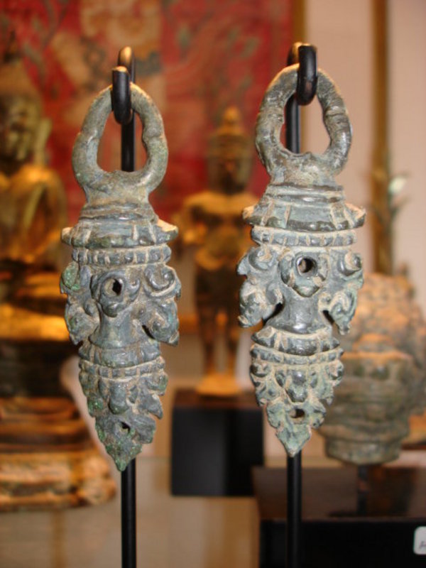 Extremely rare bronze Khmer Earrings, Angkor Wat Period
