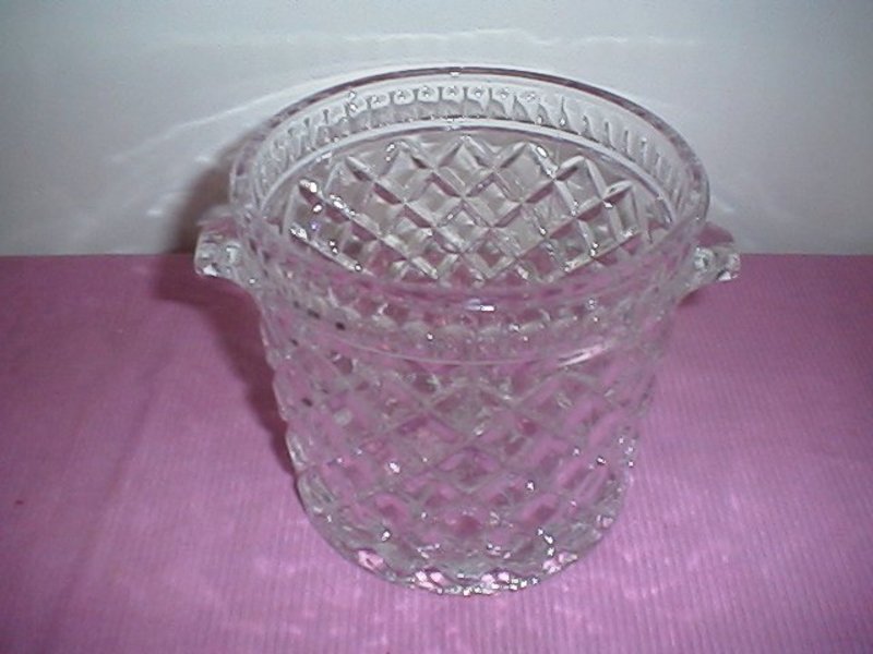 Crystal Waffle Pattern Ice Bucket