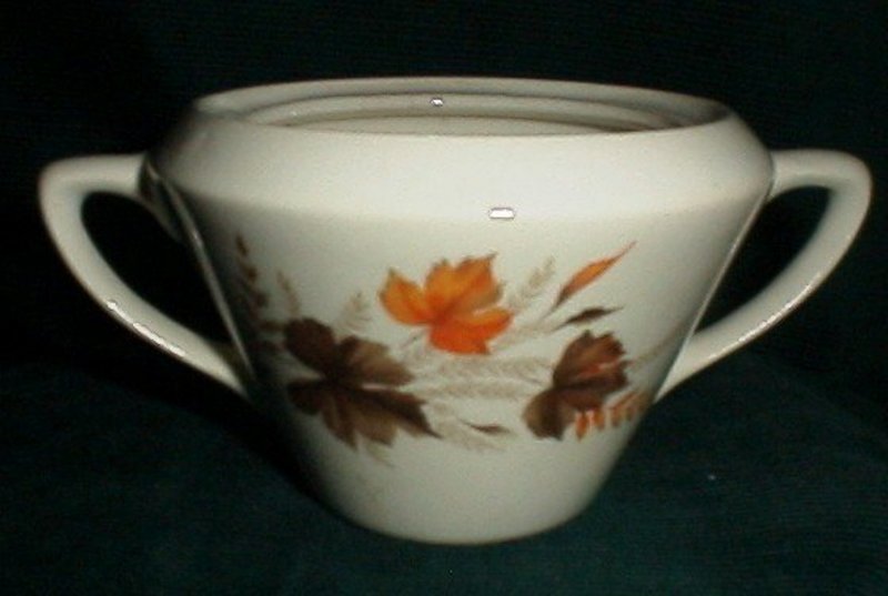Mount Clemens Leaves and Ferns Sugar Bowl
