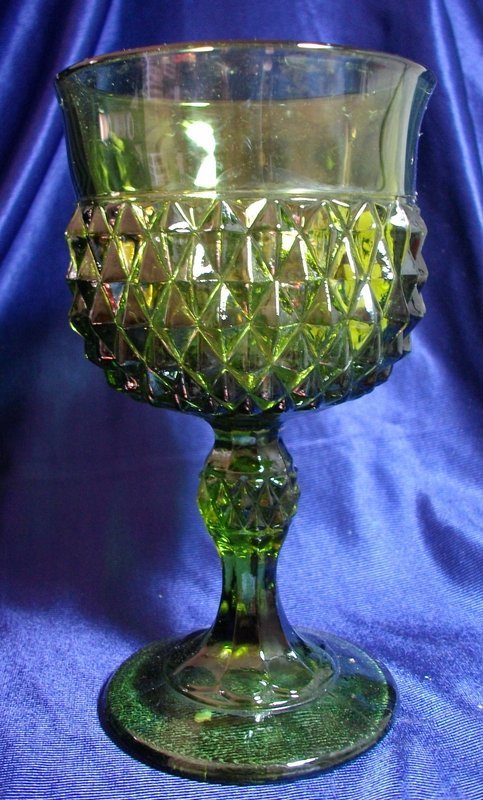 Indiana Diamond Point Green Wine Glass