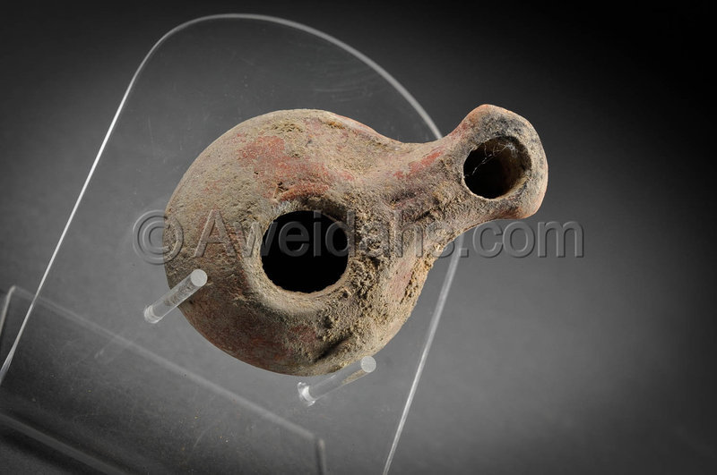 Greek - Hellenistic pottery oil lamp, 300 BC
