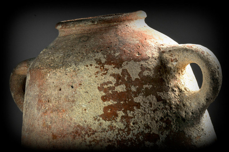 Ancient biblical Iron Age wine storage amphora, 1000 BC