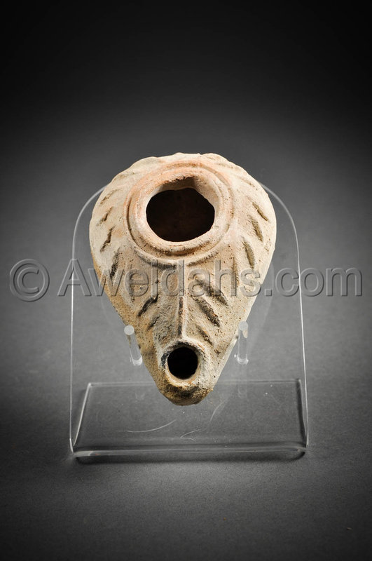 Byzantine decorated pottery oil lamp, 5th AD