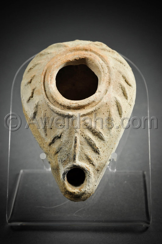 Byzantine decorated pottery oil lamp, 5th AD
