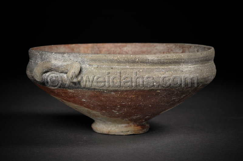 Greek- Hellenistic painted pottery shallow bowl, 300 - 100 BC