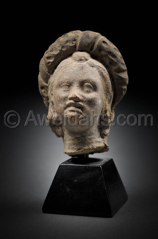 Greco - Roman terracotta female head, 100 BC/AD