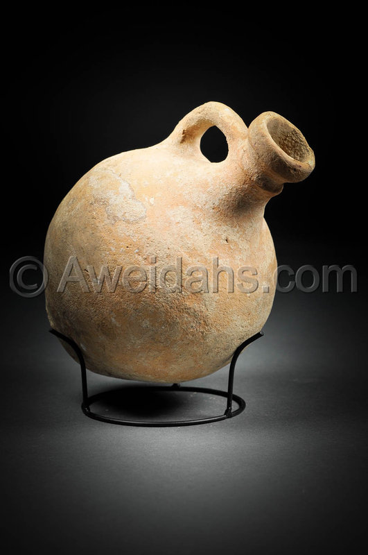 Biblical Iron Age pottery wine decanter, 1000 - 700 BC