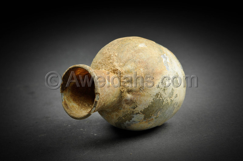Roman glass perfume flask with beautiful patina, 100 - 300 AD