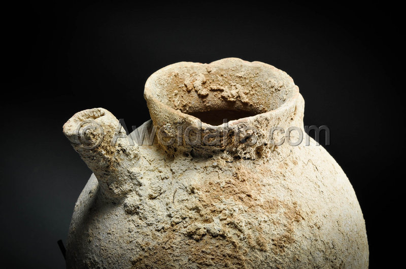 Canaanite Early Bronze Age pottery vessel with a spout, 3100 BC