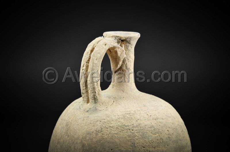 Biblical Middle Bronze Age pottery perfume jar, 1850 BC
