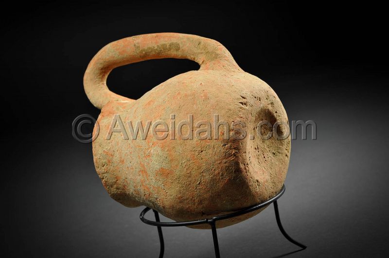Holy Land, Chalcholithic Age pottery jar, 4000 - 3100 BC