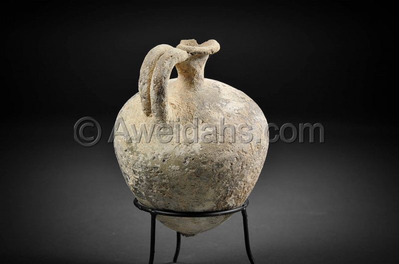 Canaanite Middle Bronze Age pottery perfume jar, 1850 - 1550 BC