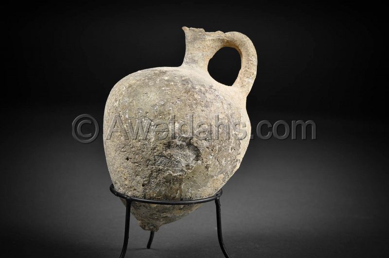 Canaanite Middle Bronze Age pottery perfume jar, 1850 - 1550 BC