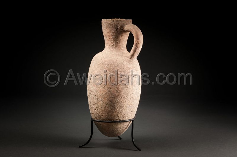 Ancient biblical Middle Bronze Age wine measuring jar, 1850 BC