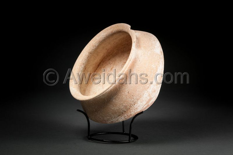 Ancient biblical Middle Bronze Age pottery bowl, 1850 BC