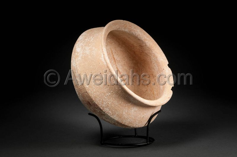 Ancient biblical Middle Bronze Age pottery bowl, 1850 BC