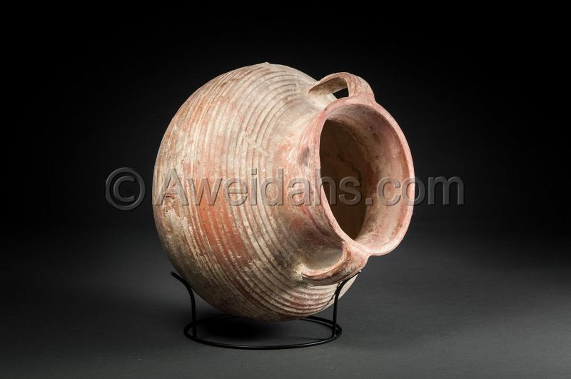 Ancient biblical Roman Herodian pottery cooking pot, 37 BC - 70 AD