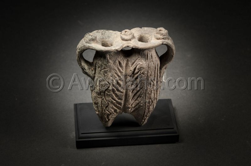Ancient Byzantine decorated pottery kohl flask, 500 AD