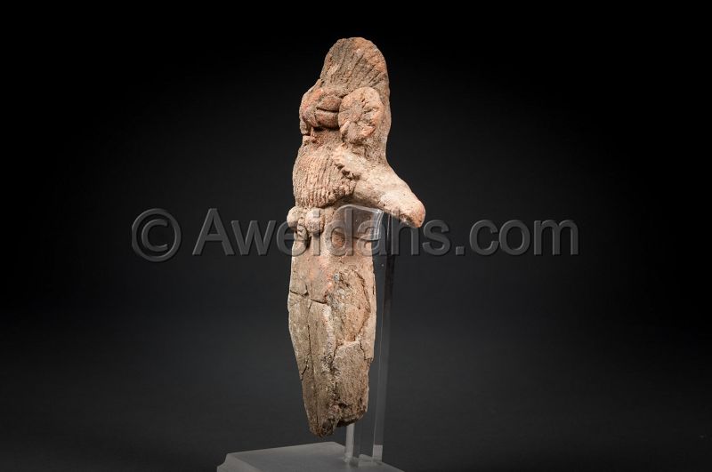 Ancient Persian &quot;Near Eastern&quot; figure of Astarte, 1000 BC